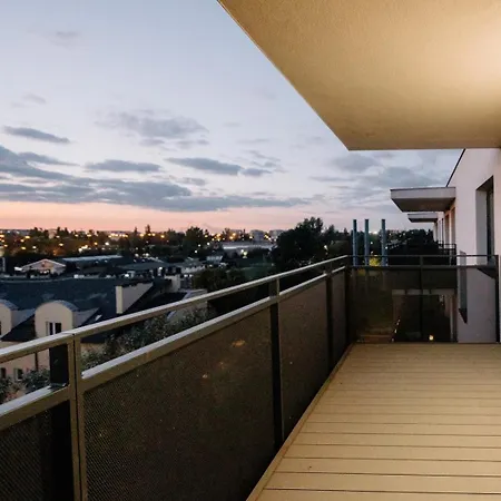 Apartamento Obywatelska Lotnisko Airport Parking Balkon Z Widokiem Klima *